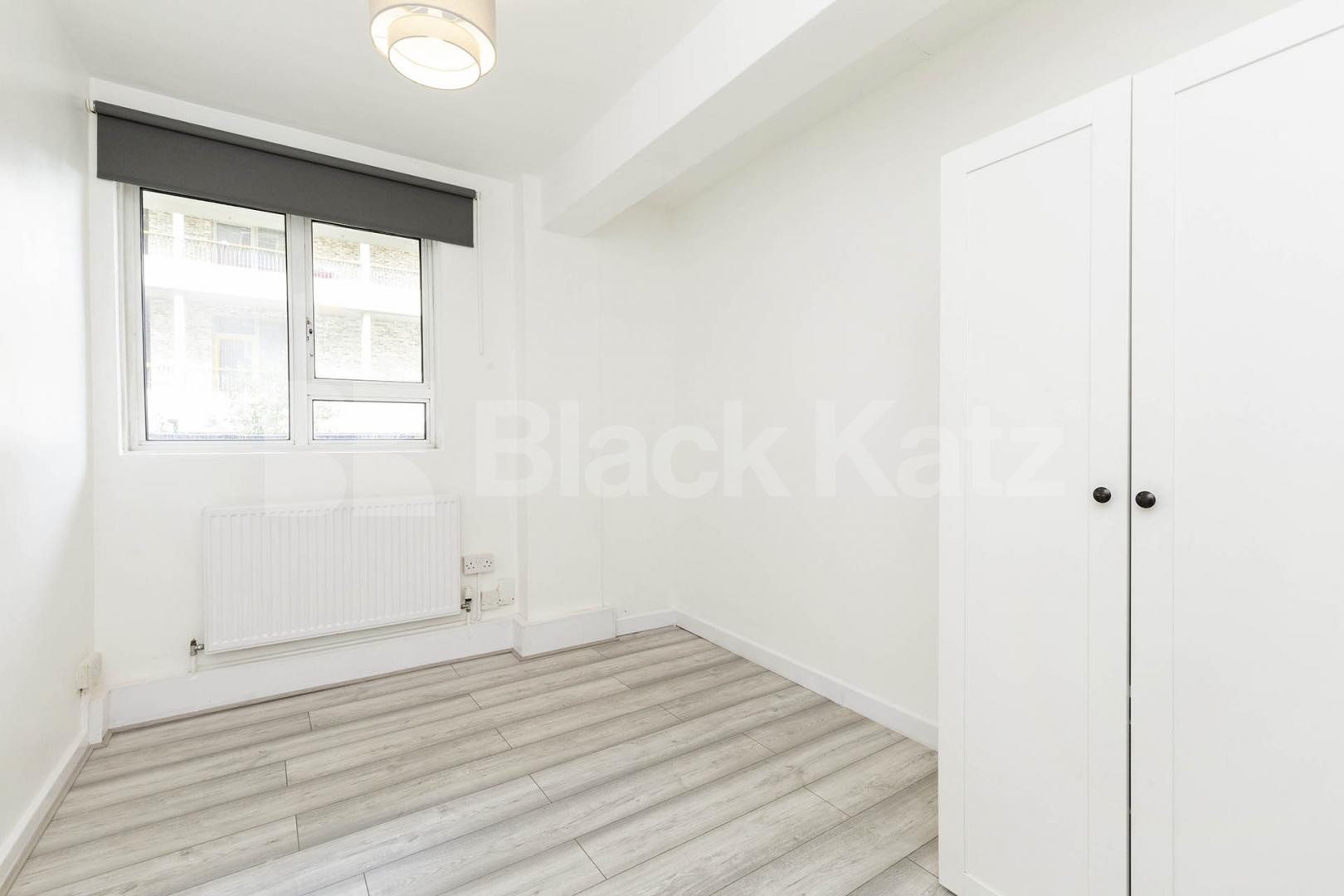 			3 Bedroom, 1 bath, 1 reception Flat			 Robert Street, Mornington Cresent